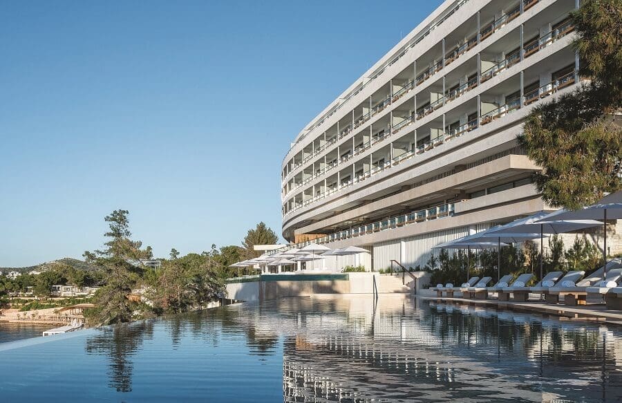 Four Seasons Astir Palace in Athens is a unique city hotel that combines city and relaxation